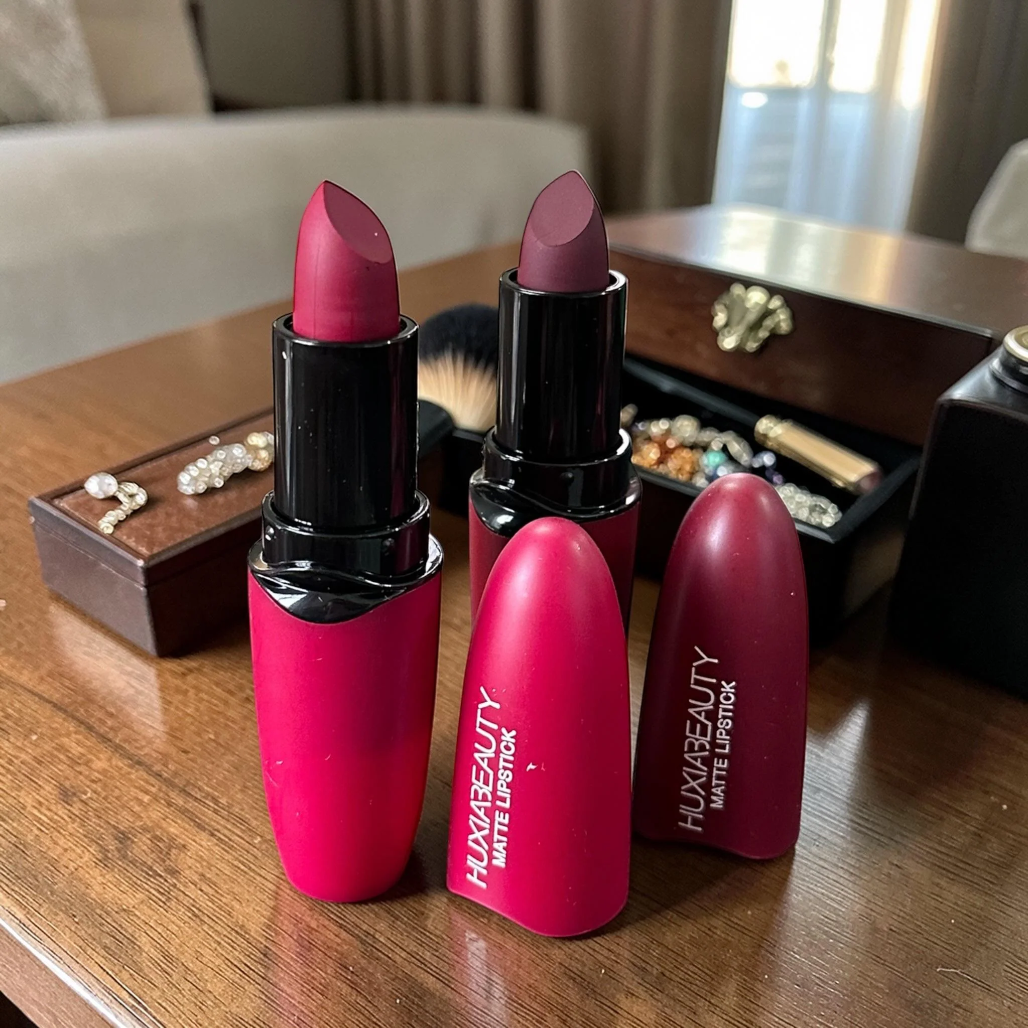 12 Labiales Matte Huxia Lipstick $11 c/u - Image 2