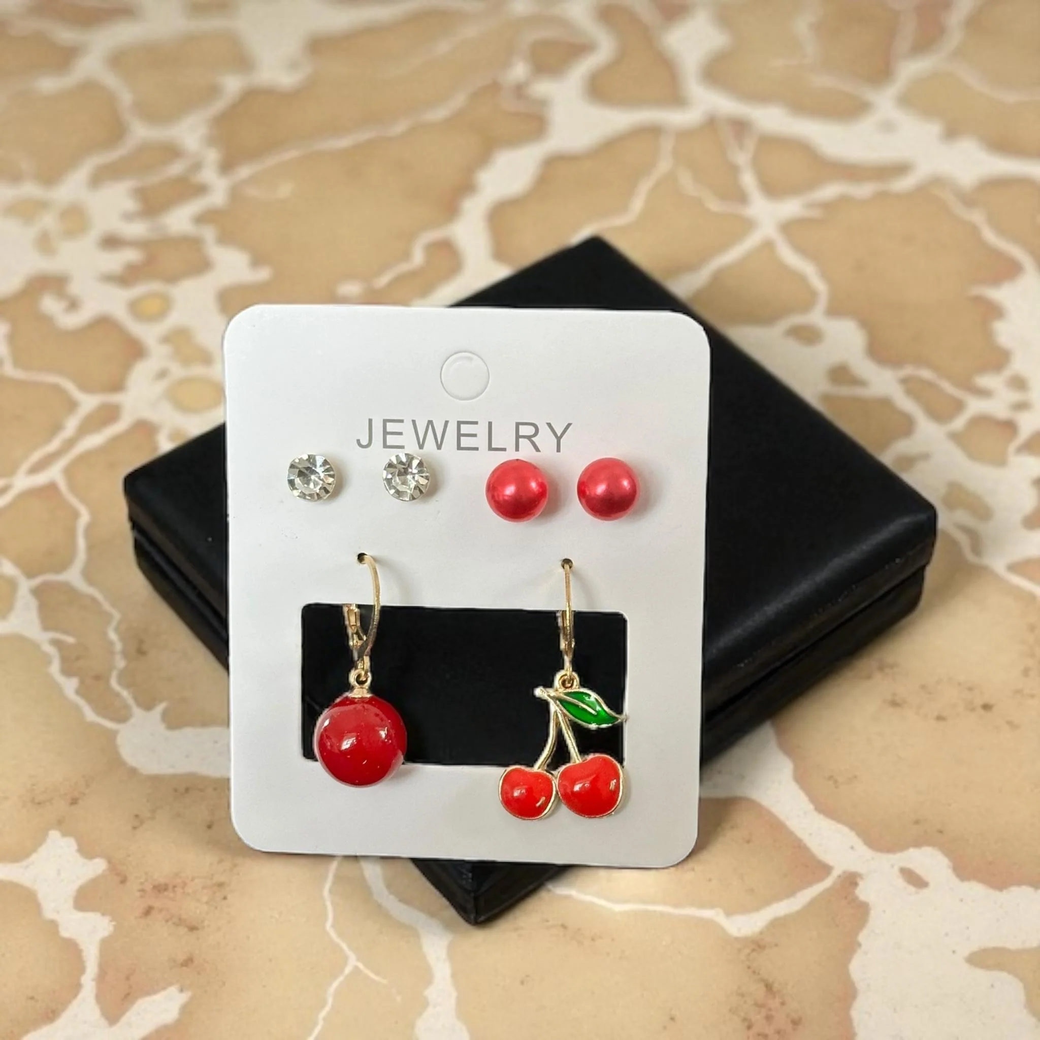 12 Sets de Aretes Cereza/ Pedreria $11.5 c/u - Image 4