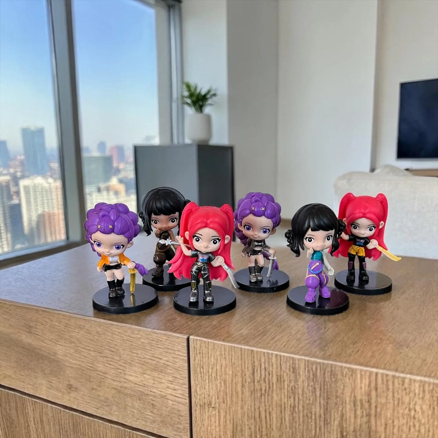 6 Figuras Guerreras K-Pop coleccionables $32 c/u - Image 5